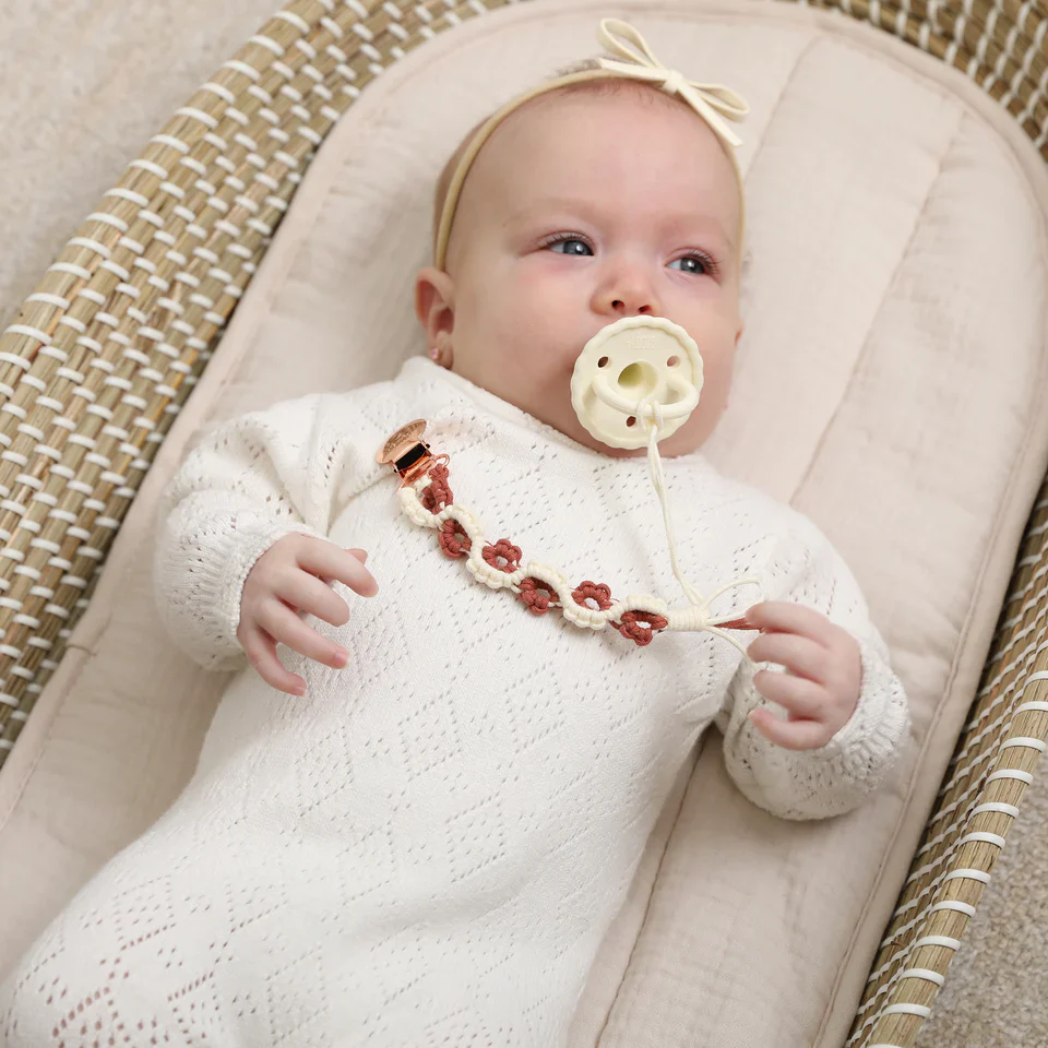 Adora Lily Macrame Pacifier Clip - Rosewood - Image 2