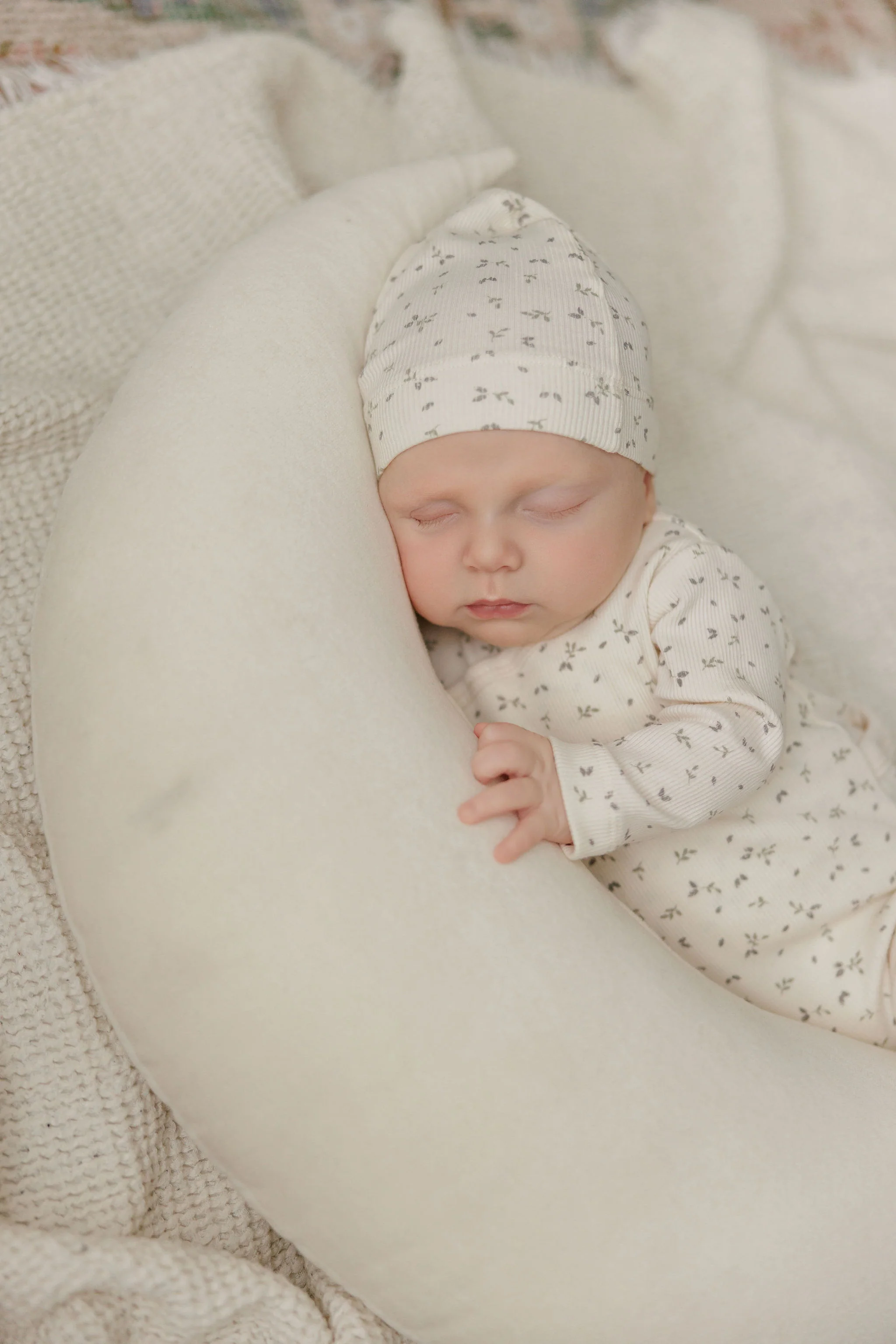 Aurora Floral Rib Collection Footie And Beanie - Ivory/ Blue - Image 3