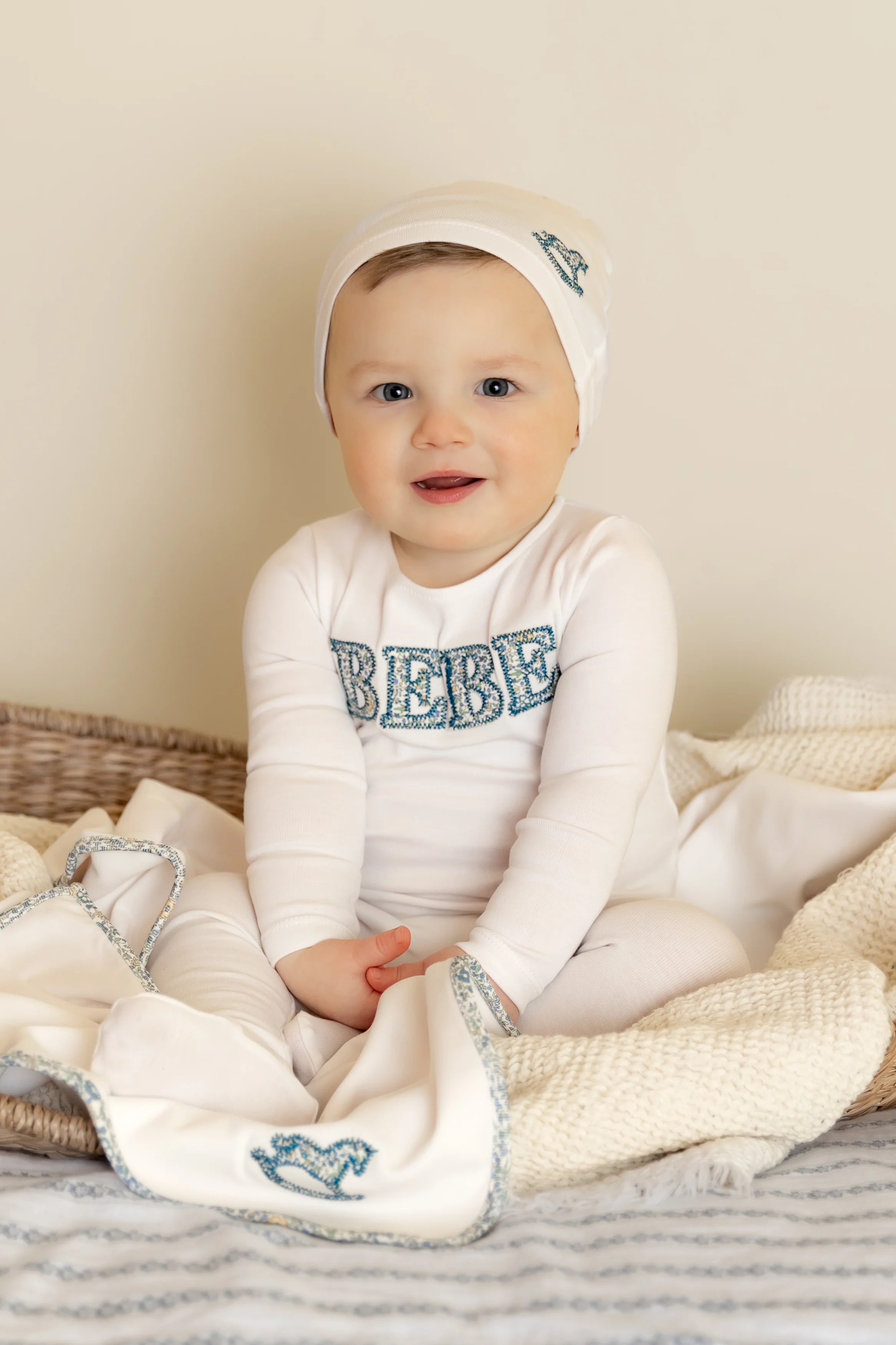 Bee & Dee Bebe Ditsy 3PC Set - Arctic White Boys - Image 2