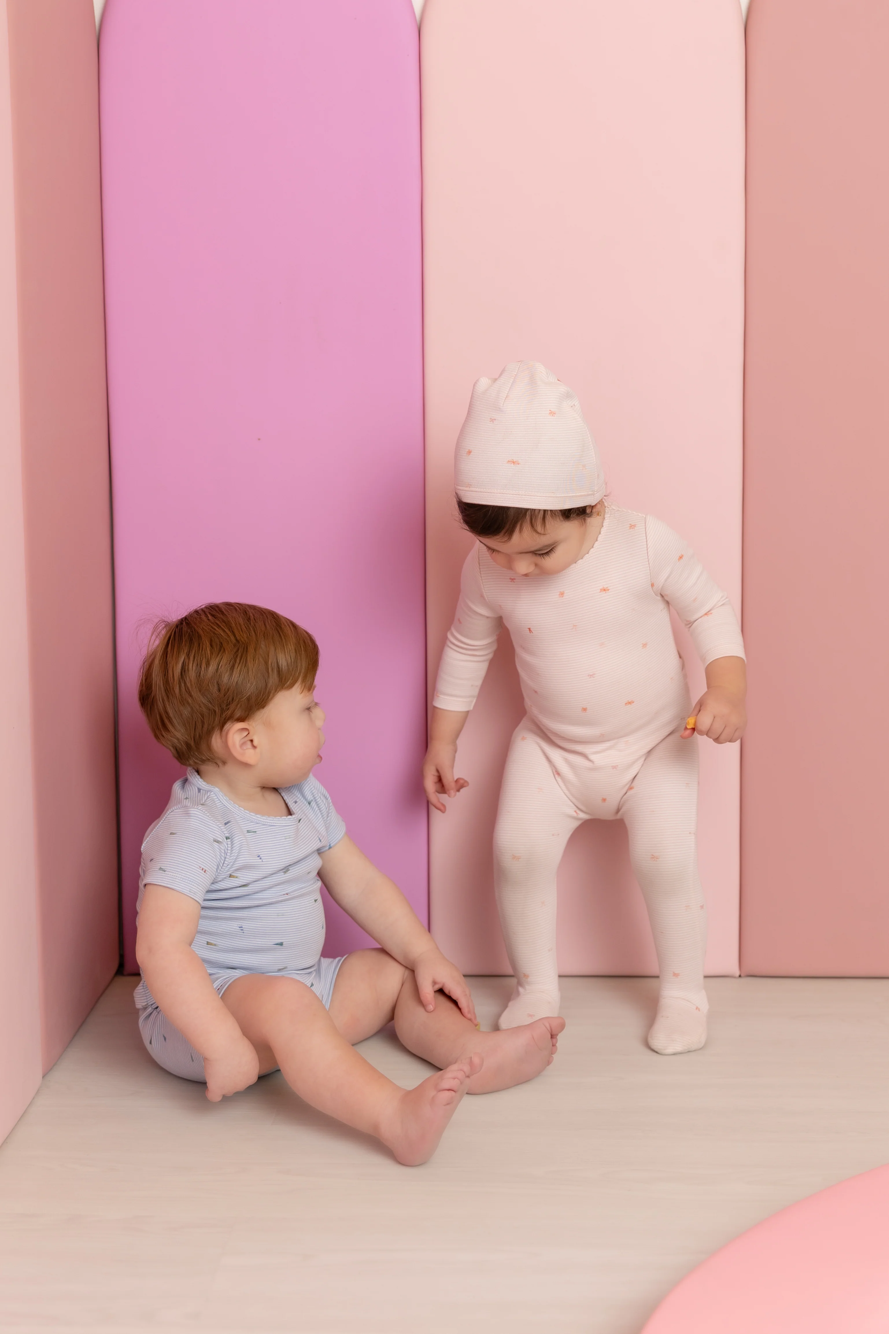 Bee & Dee Bow Print Layette Set - Dusty Pink - Image 2