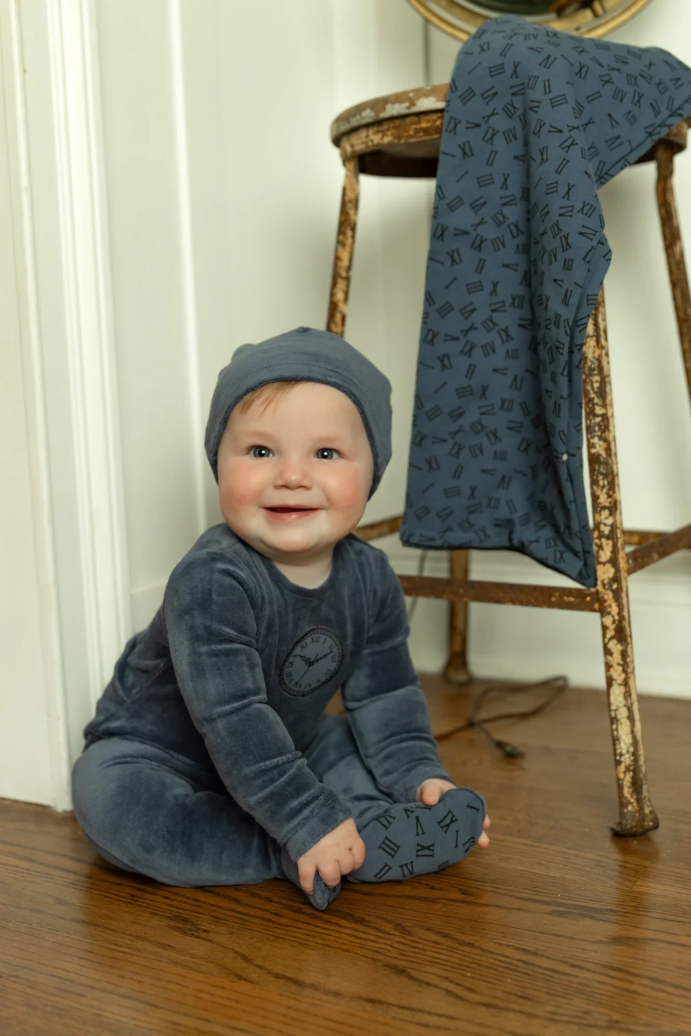 Bee & Dee Clock Velour Layette Set - Navy - Image 2