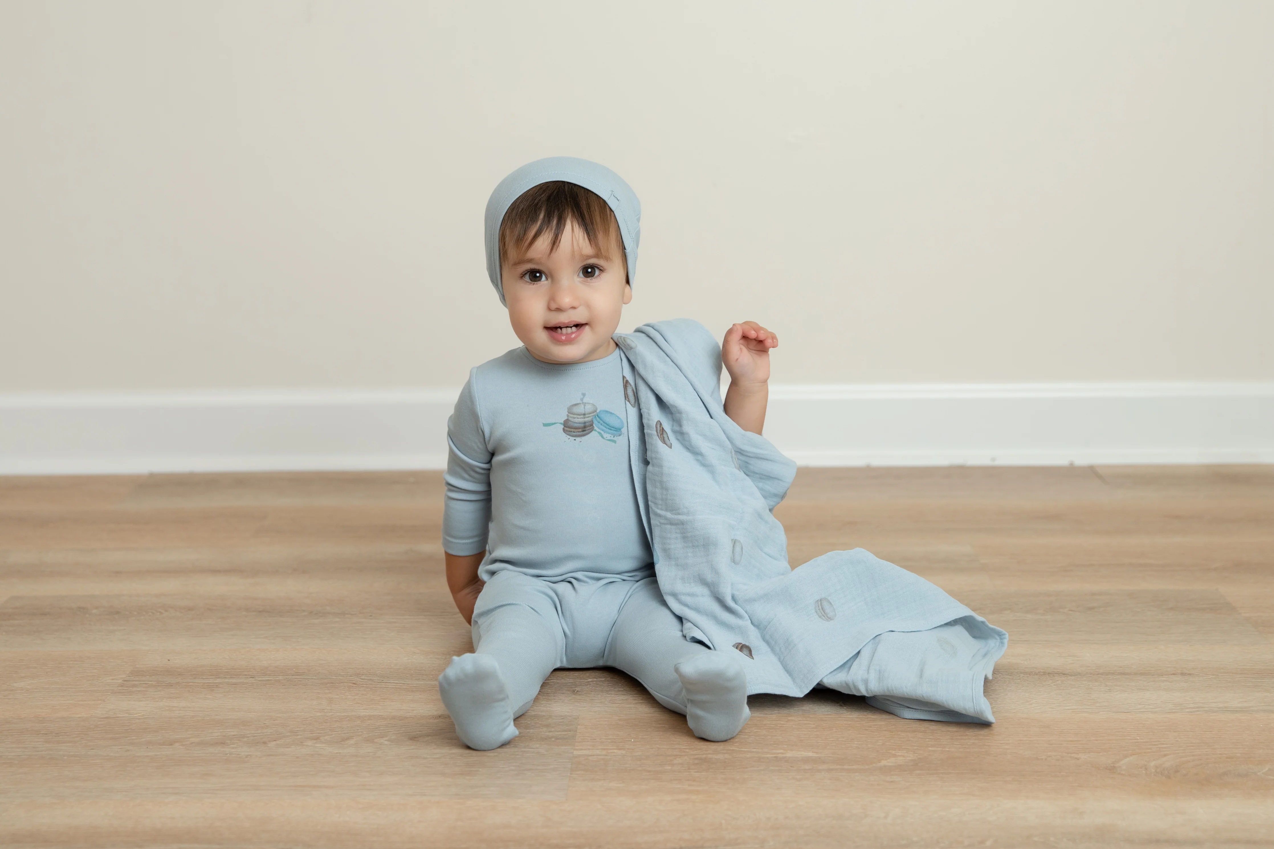 Bee & Dee Macaron Center Print Footie/Beanie - Blue Fog - Image 2