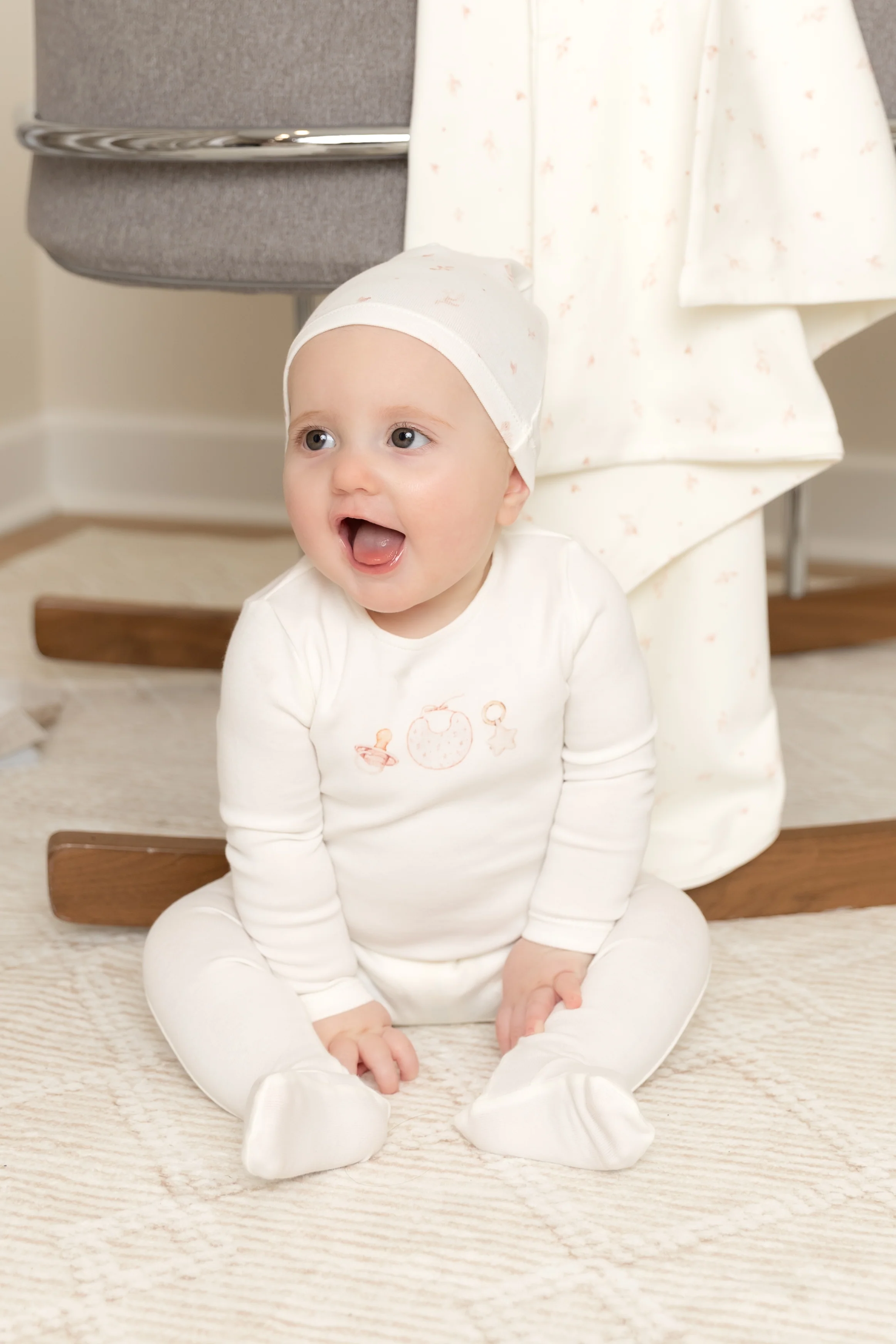 Bee & Dee Watercolor Bib Layette Set - White Girls - Image 2