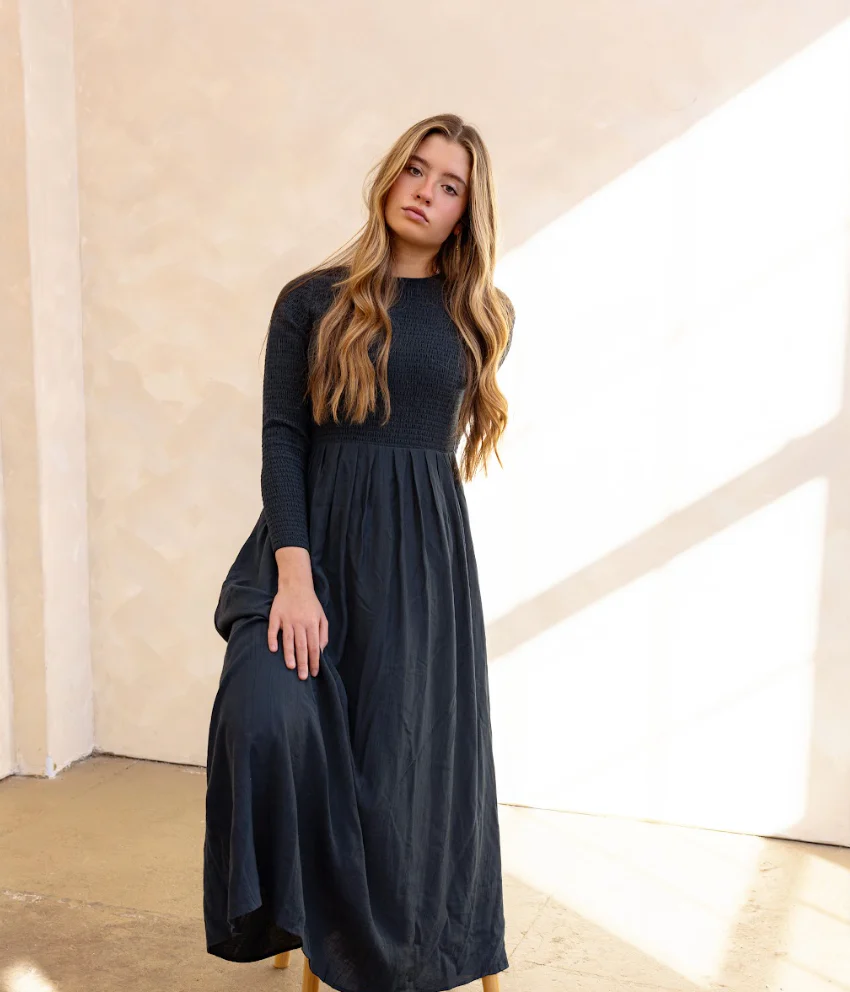 Coco Blanc Maxi Robe - Navy - Image 2