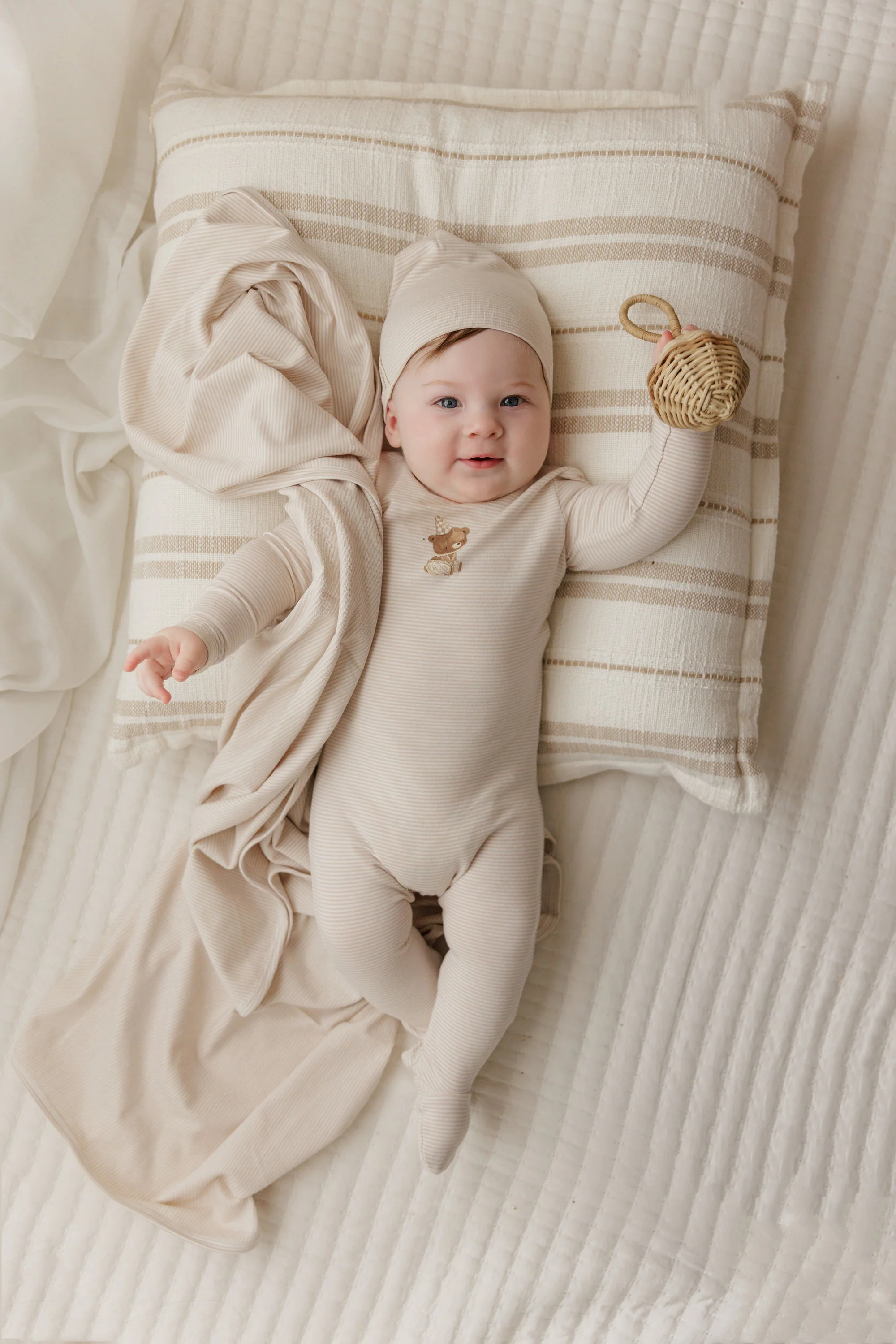 Ely's & Co Organic Bear Collection Footie - Tan - Image 2