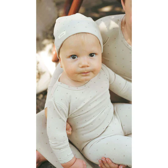 Ladida Sand Star Print Footie & Hat Set - Image 2