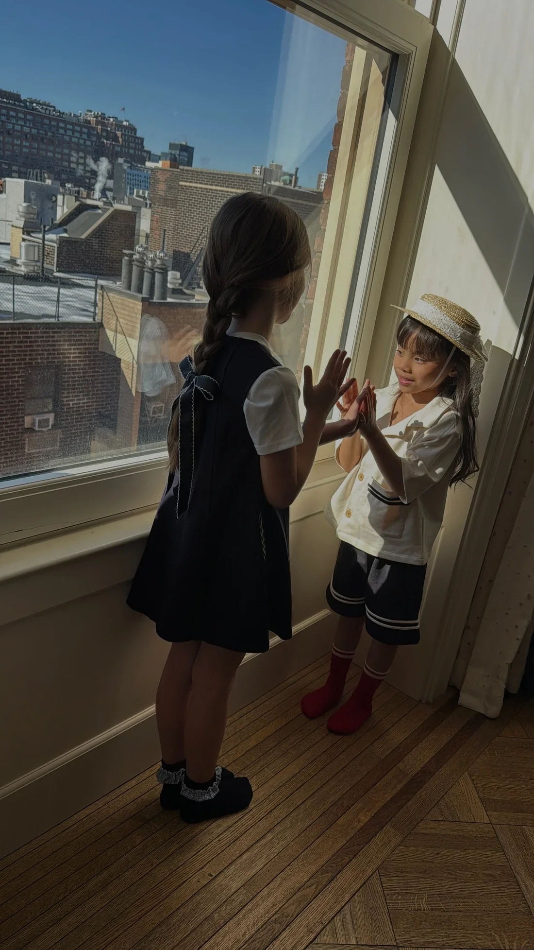 Le Enfant Garden Straw Hat - White - Image 2