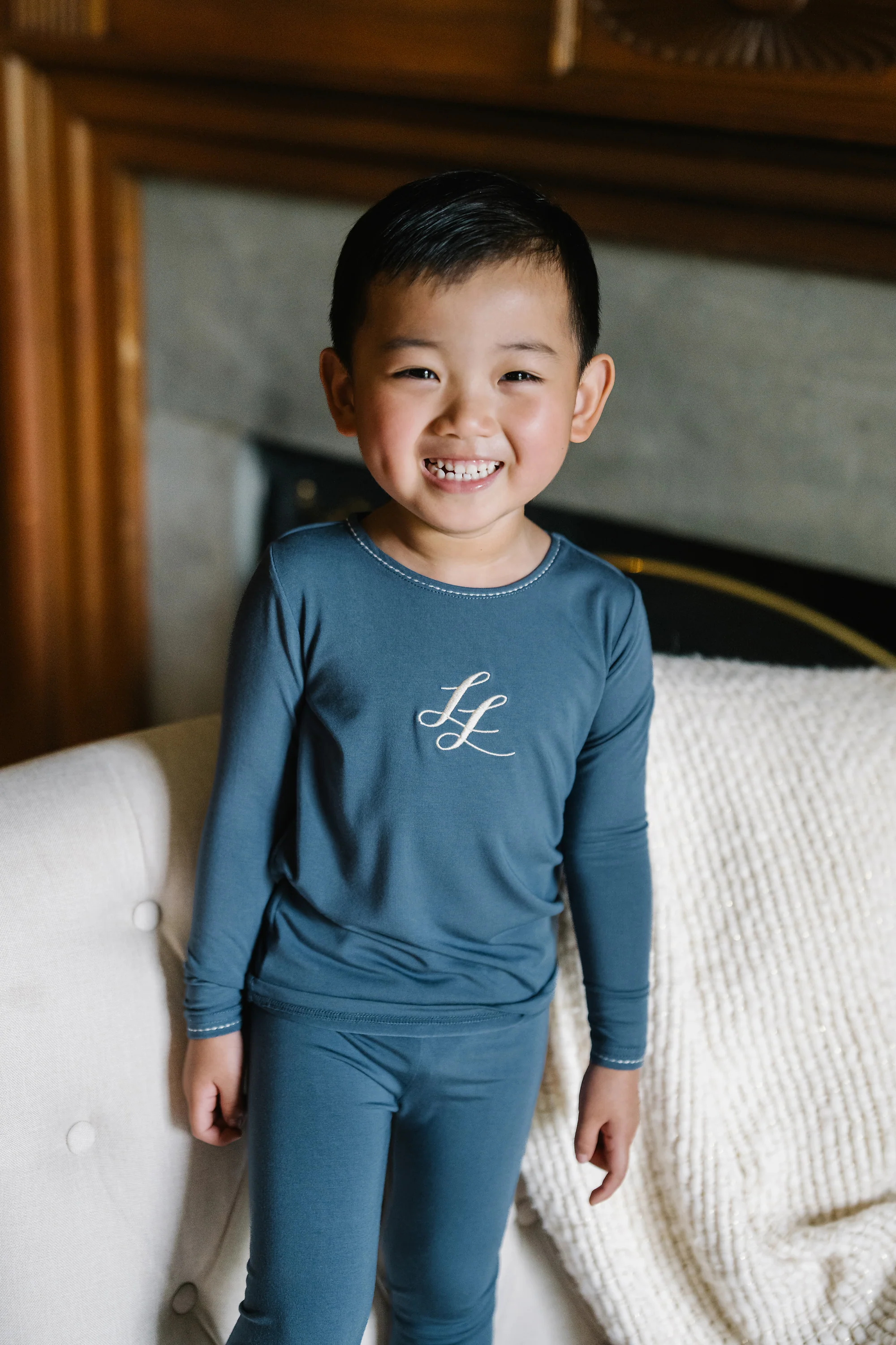 Lil Legs Emblem Lounge Set - Off Blue - Image 3