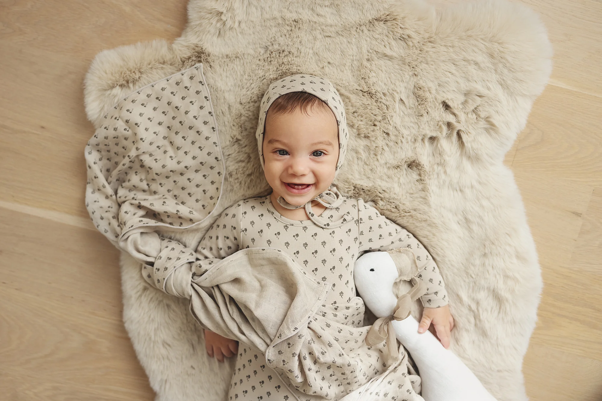 Lilette Ballard Print Layette Set - Oat - Image 3