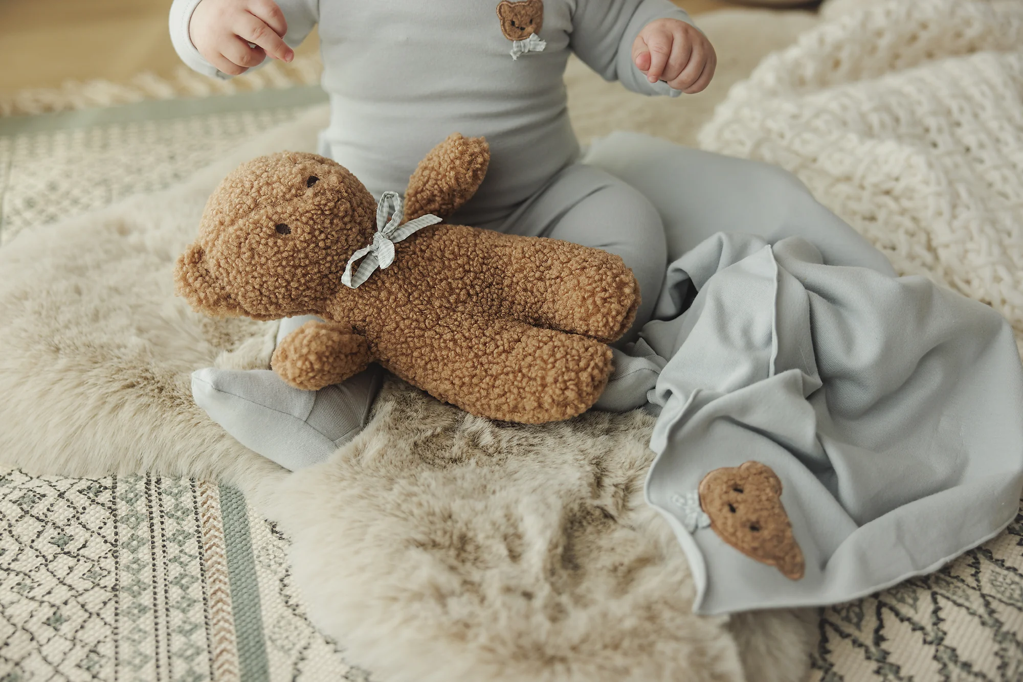 Lilette Bear Applique Layette Set - Pale Blue - Image 3