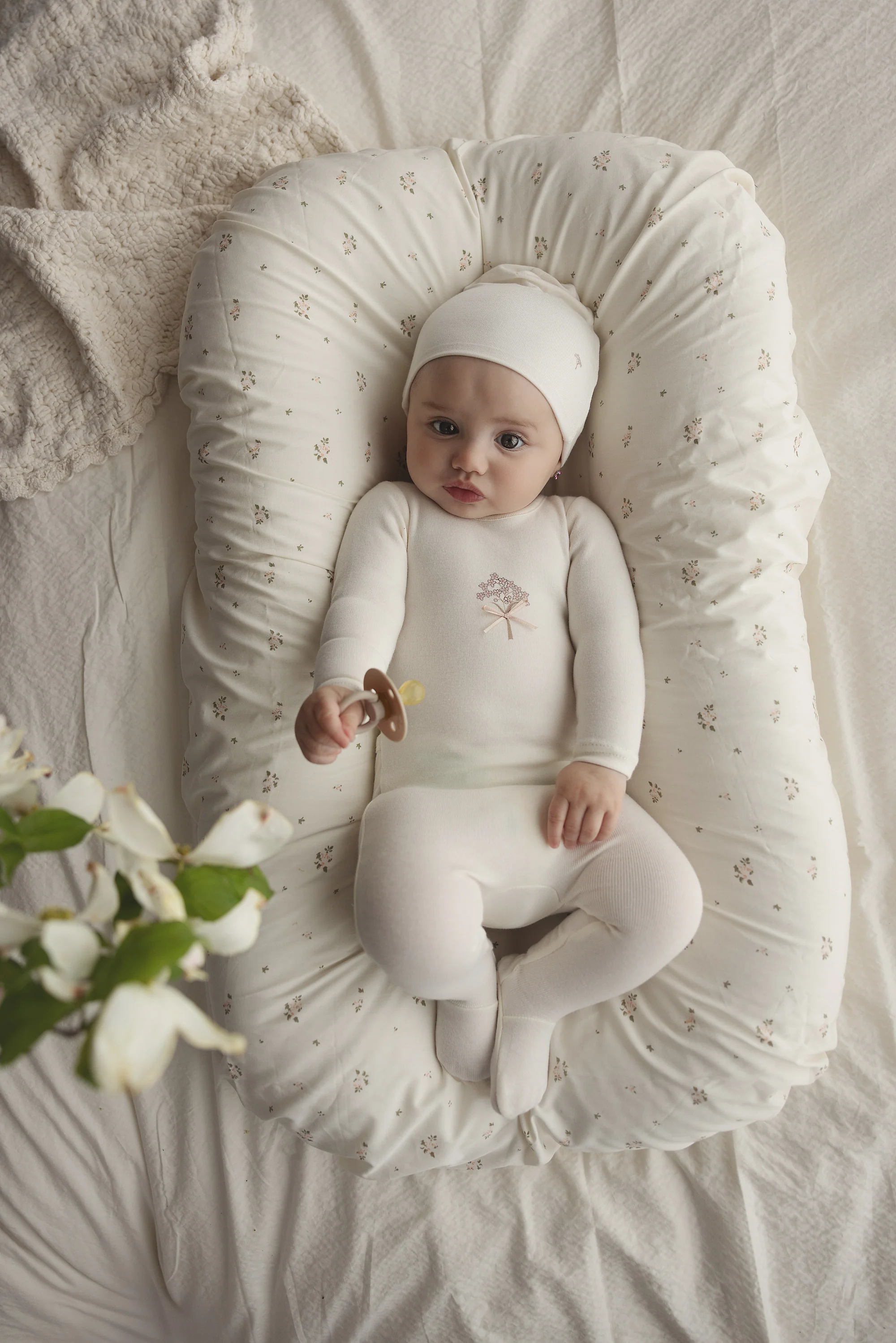 Lilette Bouquet Graphic Footie And Hat Set - Cream - Image 2