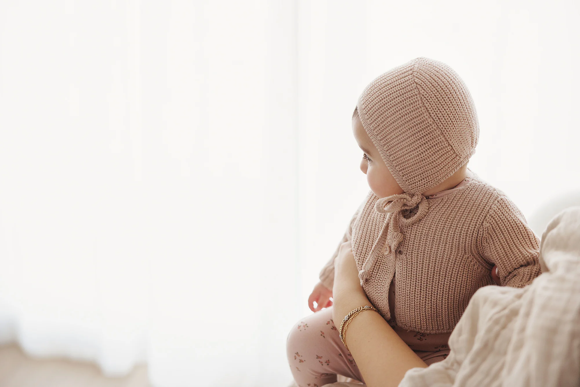 Lilette Chunky Knit Shrug and Bonnet - Blush - Image 2