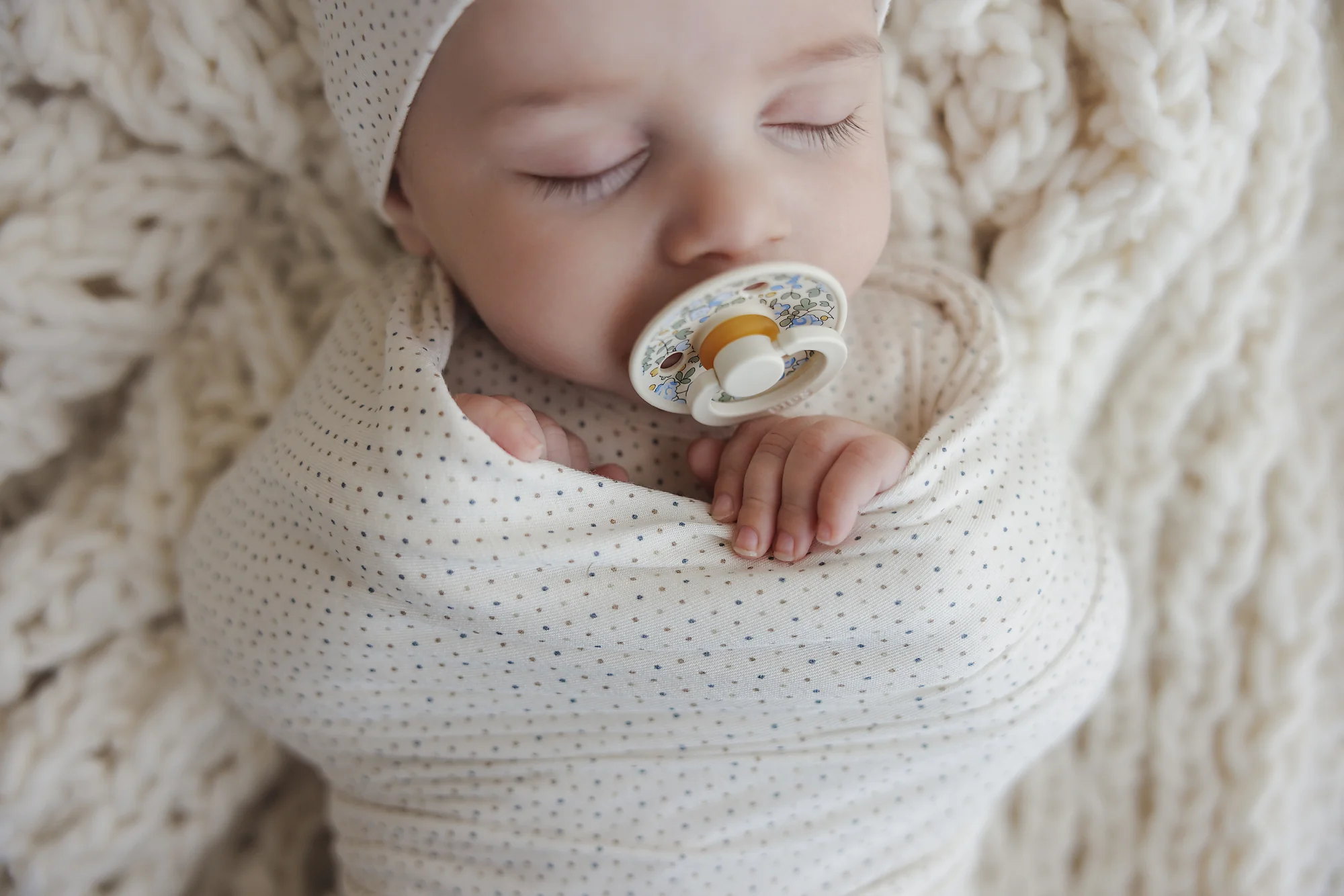 Lilette Dotted Swaddle Set - Cream/Blue - Image 3