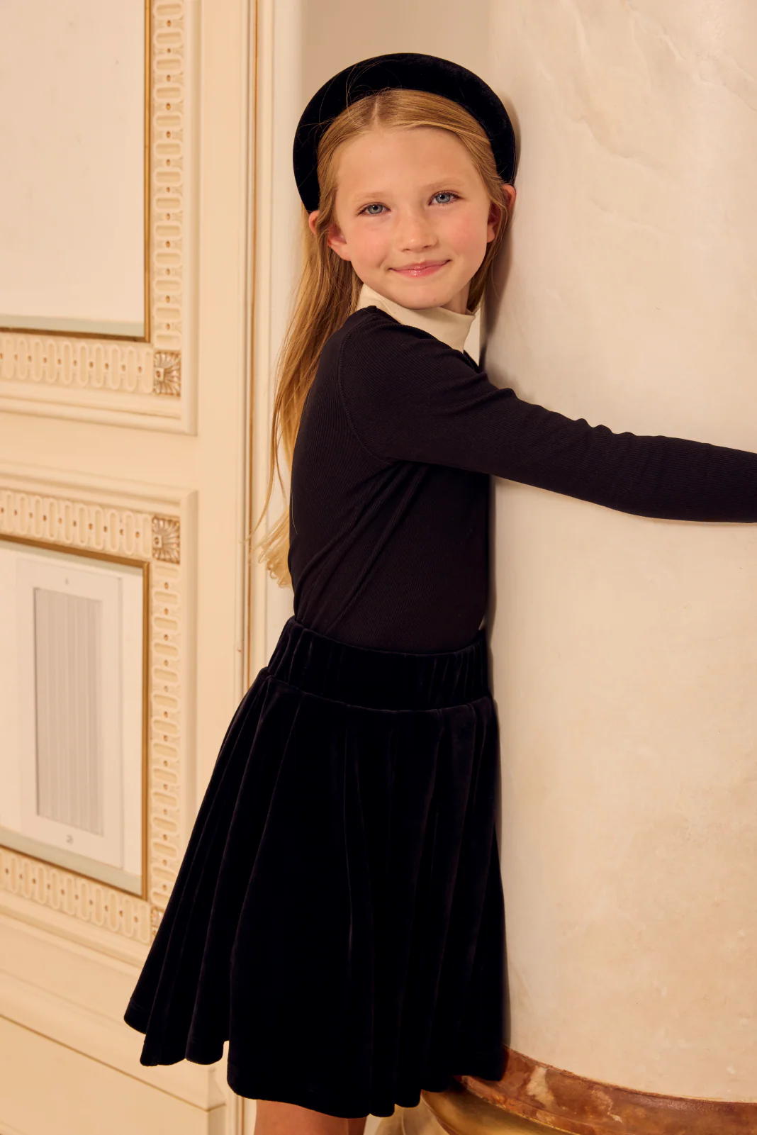 Little Parni Velour Pleated Skirt (K542) - Black - Image 3