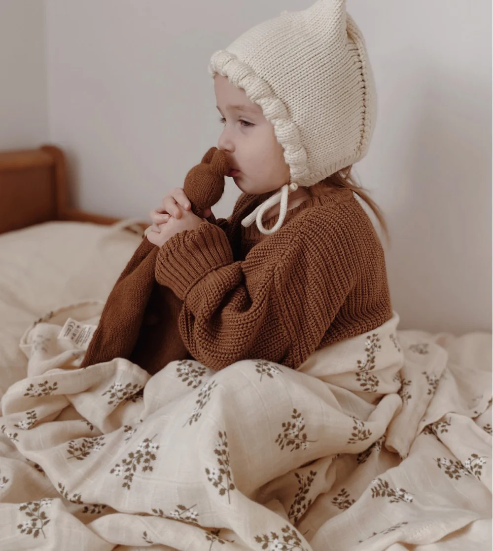 Main Sauvage Muslin Swaddle Blanket  - Holly Flowers - Image 2