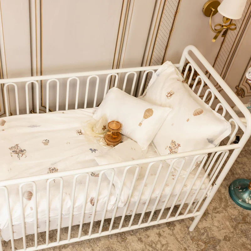 Petit Belle 5 pc crib set - Carousel Dreams