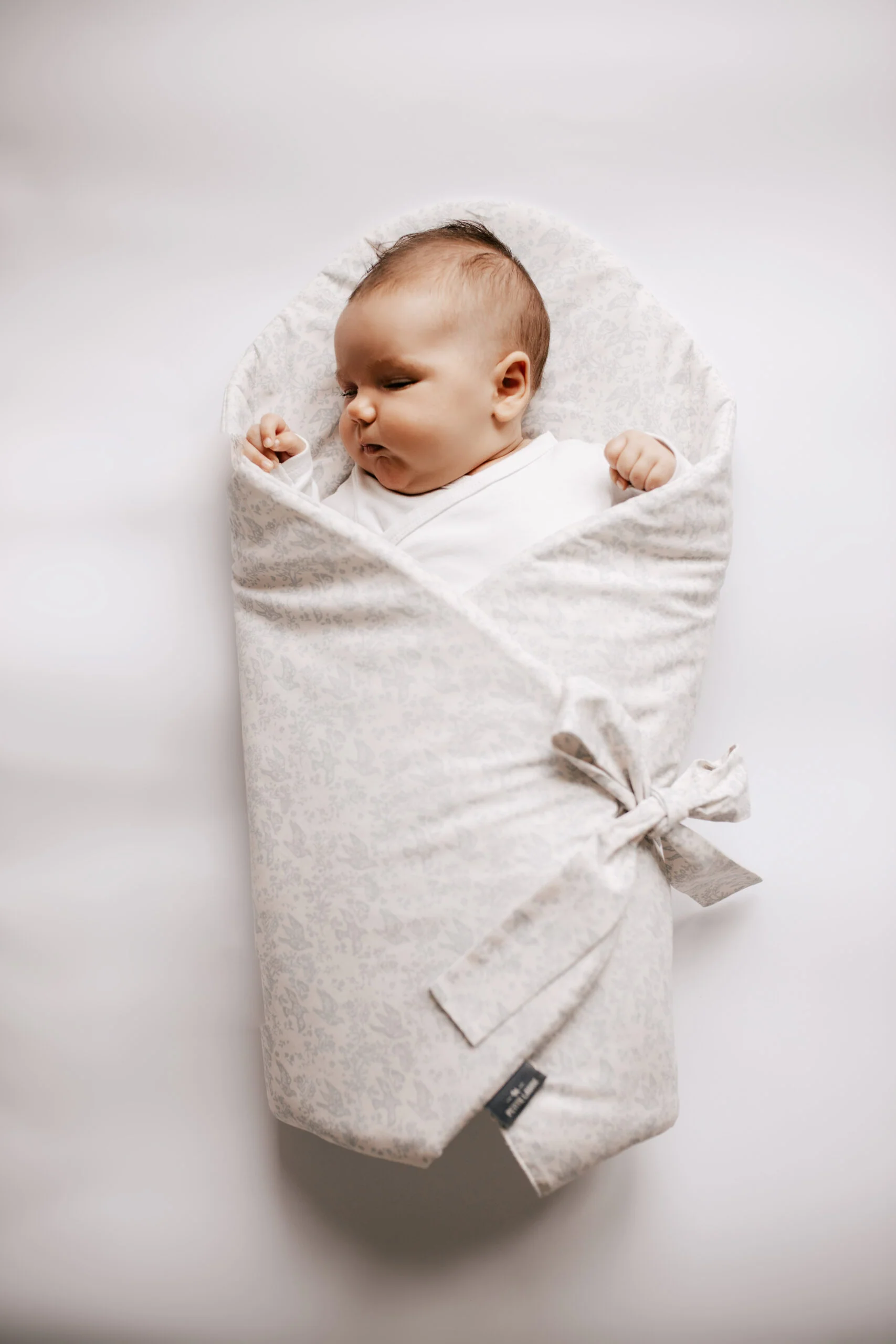Petite Laure Pigeons Wrap With Bow - Blue - Image 2
