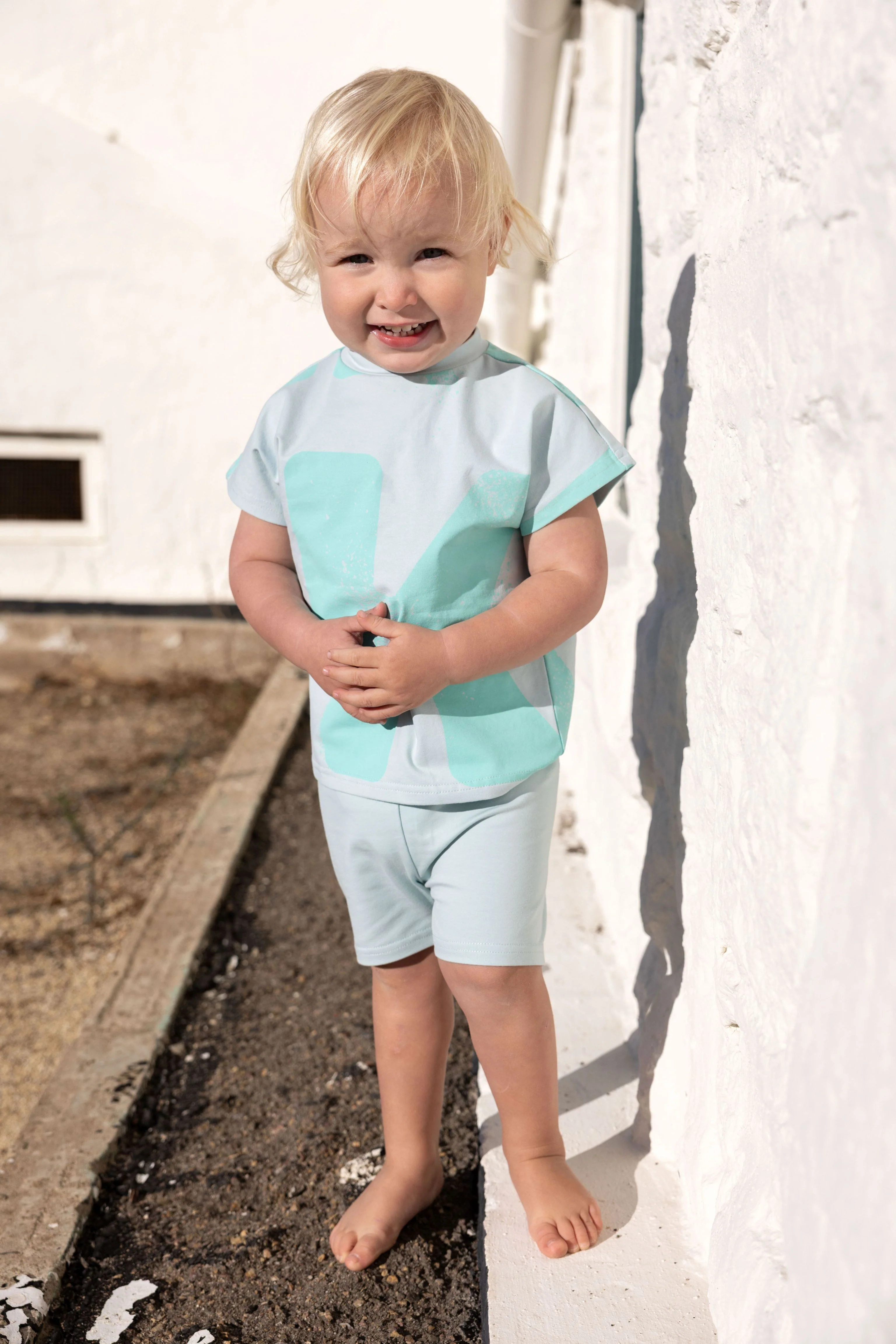Retro Kid Tess Logo All Over Baby Boy T-shirt And Shorts Set - Blue Green - Image 2