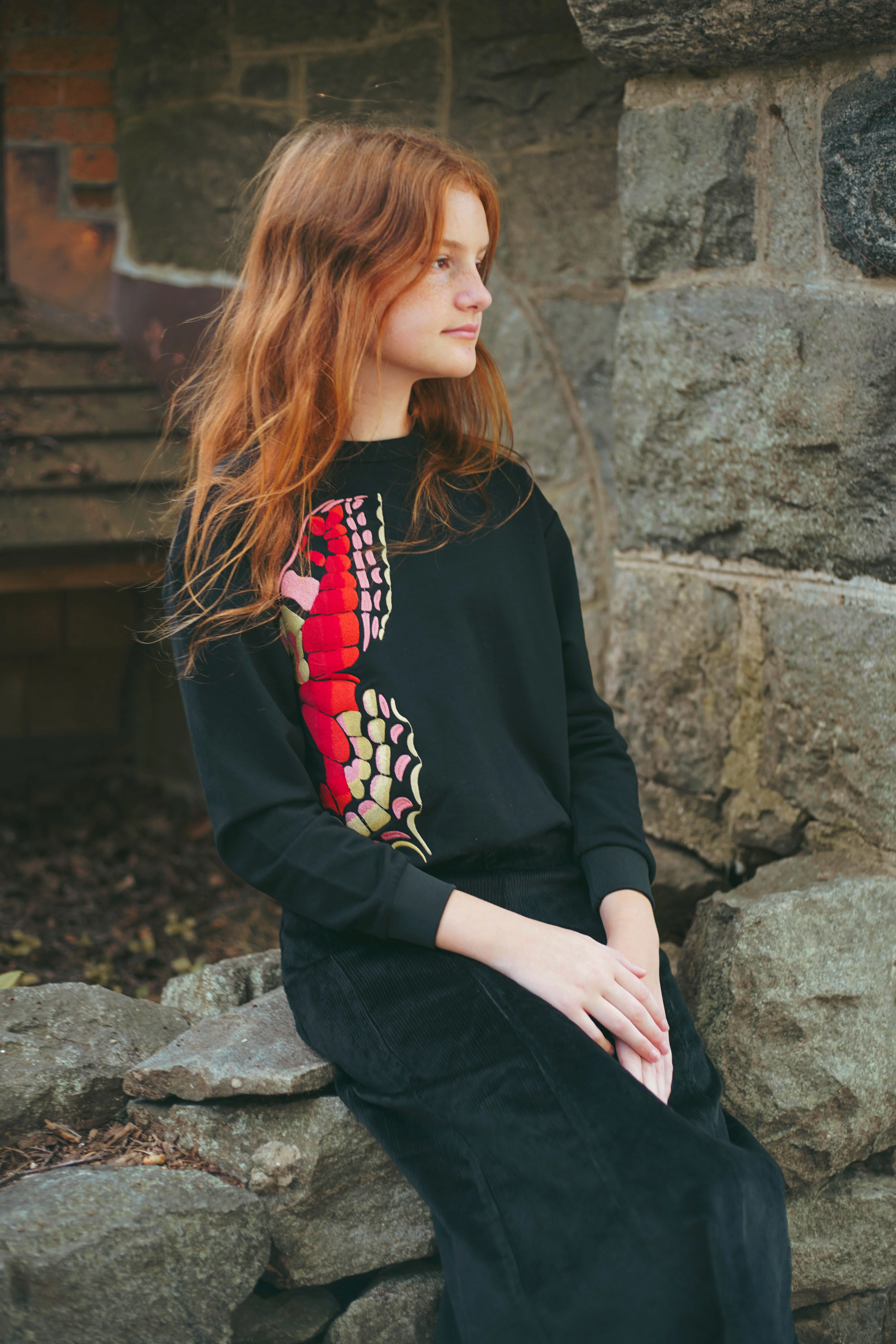 Urban Edge Butterfly Embroidered Sweatshirt - Black - Image 2